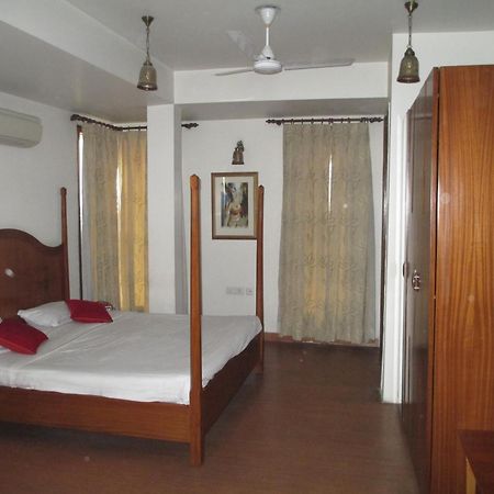 East End Retreat Bed & Breakfast Ню Делхи Стая снимка