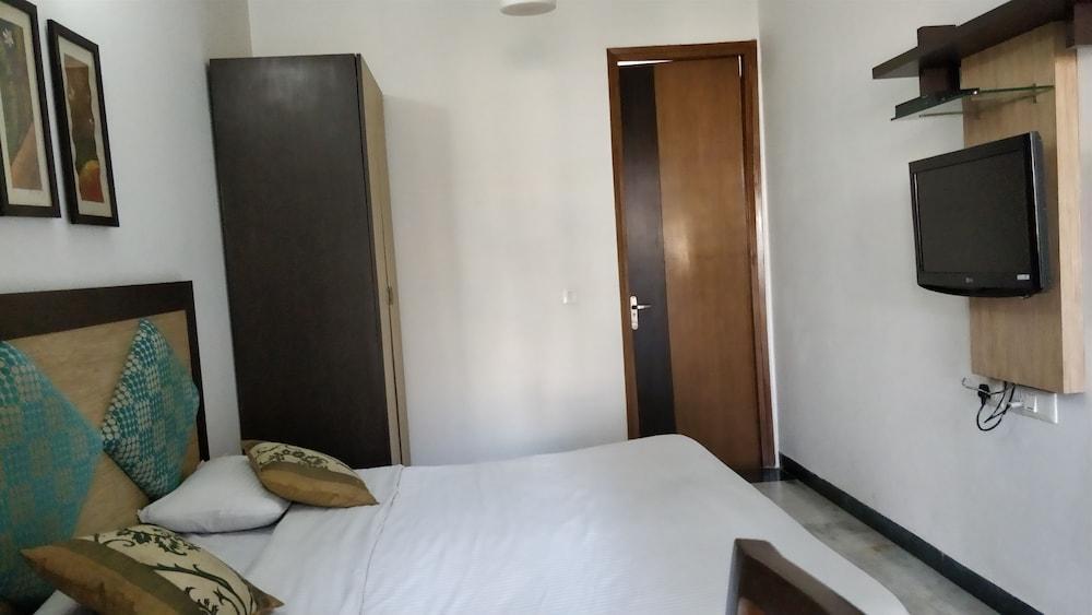 East End Retreat Bed & Breakfast Ню Делхи Екстериор снимка