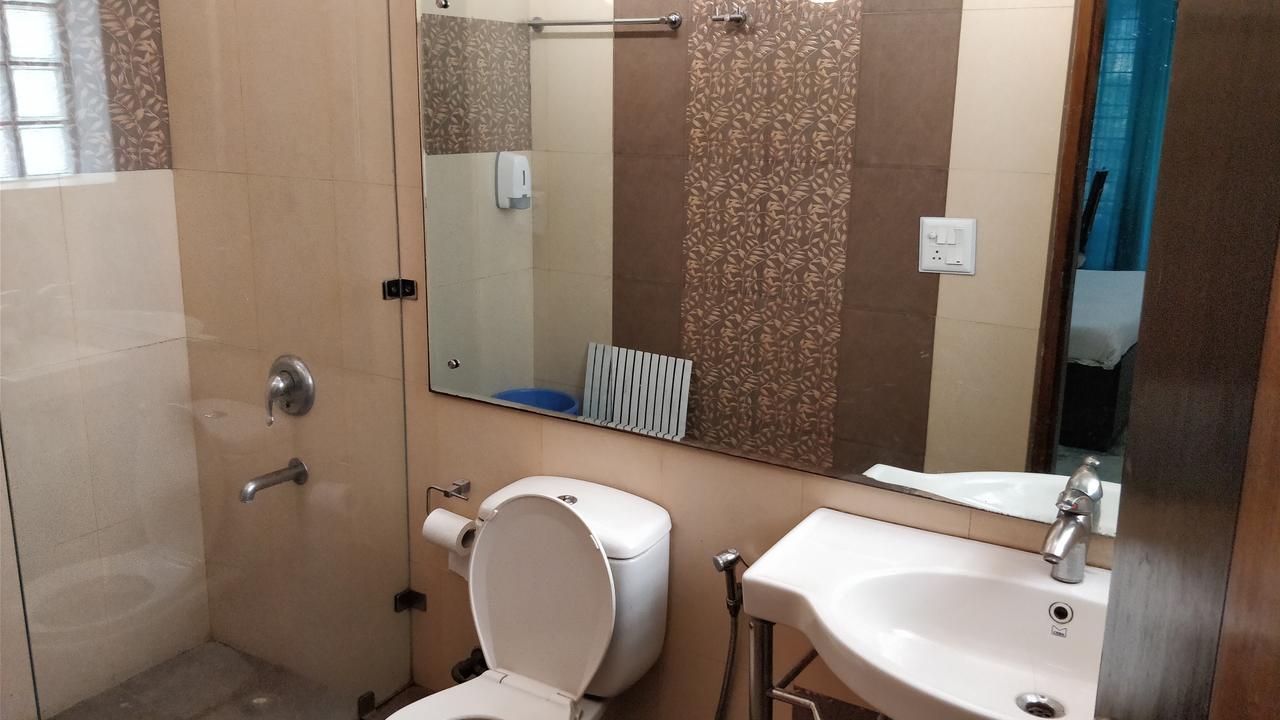 East End Retreat Bed & Breakfast Ню Делхи Екстериор снимка
